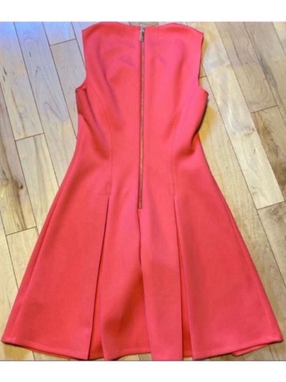 Ted Baker Coral sleeveless skater style dress exposed back gold zipper size 8-10 - Picture 6 of 13